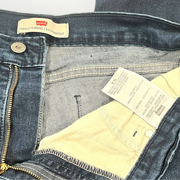 Levi’s 512 High Rise Bootcut Blue Jeans - Picture 4 of 16